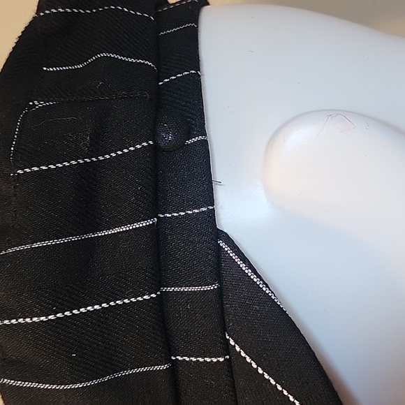 Women's hat - Picture 3 of 4